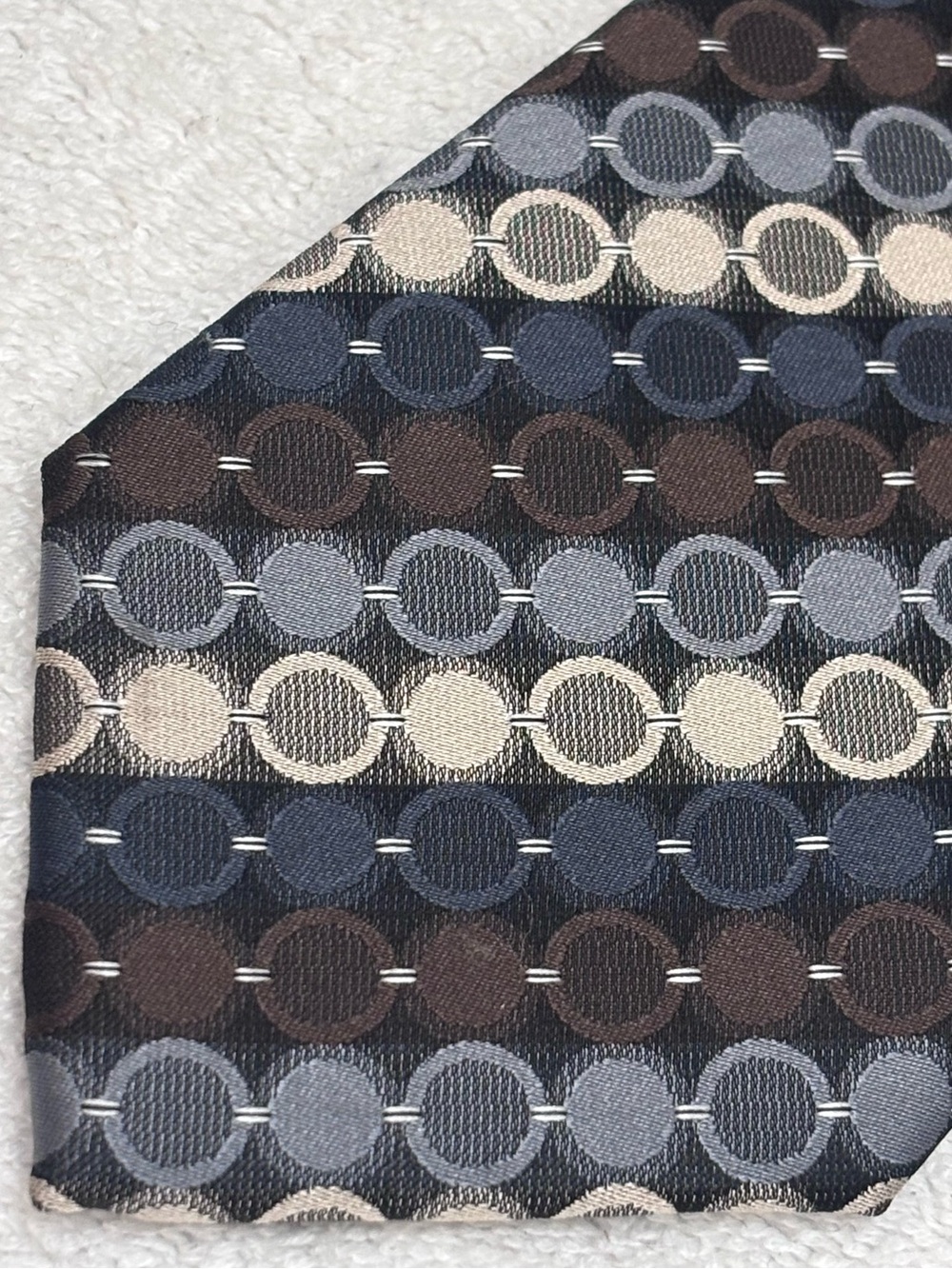 Brand New Stylish Tie By John Sparks - 3 1/4 Inches Wide